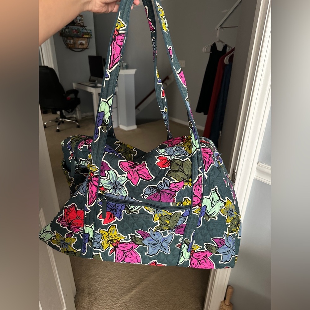 Vera Bradley Floral Quilted Women's Large Duffel NWT